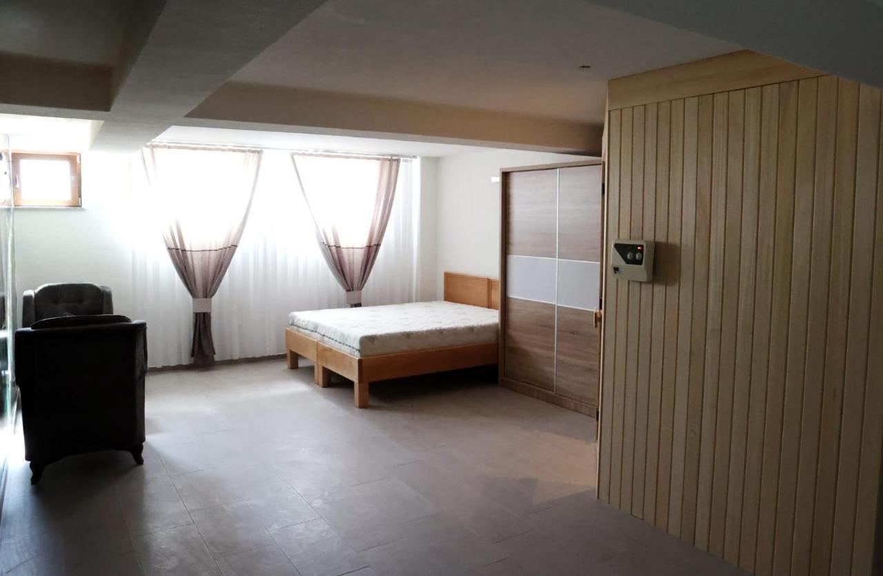Hotel Inn Prizren Kültér fotó